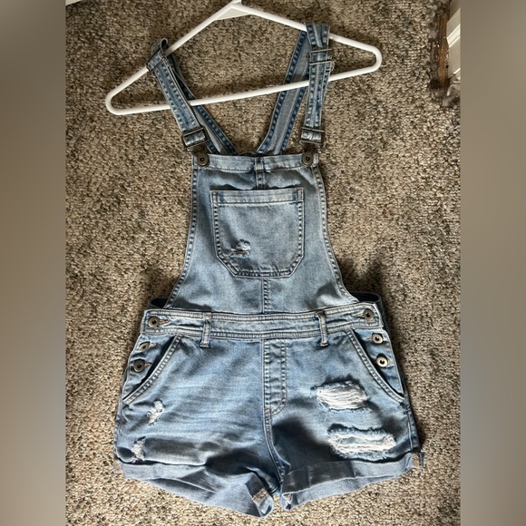 Forever 21 Jean Overall Shorts - Picture 2 of 3